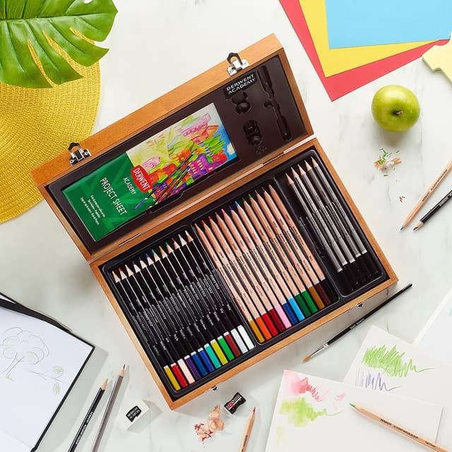 Derwent Academy Colour.WoodenGift Box