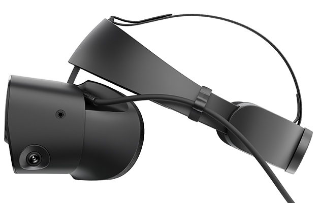 Det avancerade objektivet ger överlägsen bildkvalitet i 2K med HDR och ett bredade synfält Oculus Rift S från siden