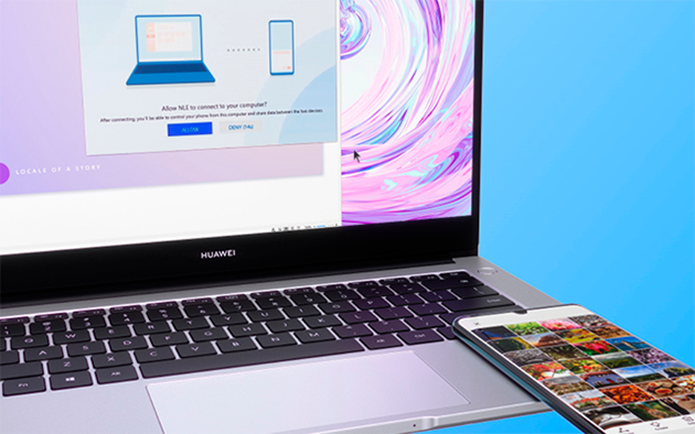 Huawei Share + Huawei MateBook D 14 Mobil som ligger på Huawei MateBook D 14