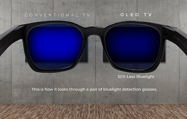 OLED-TV avger 50% mindre blått ljus Glasögon som visar skillnaden mellan mängden blått ljus på OLED och LED-TV