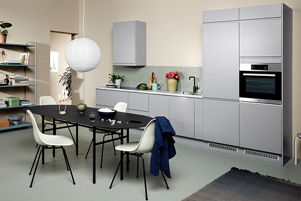 Så renoverar du köket för under 33 000 kronor Epoq Integra Steel Grey-kök