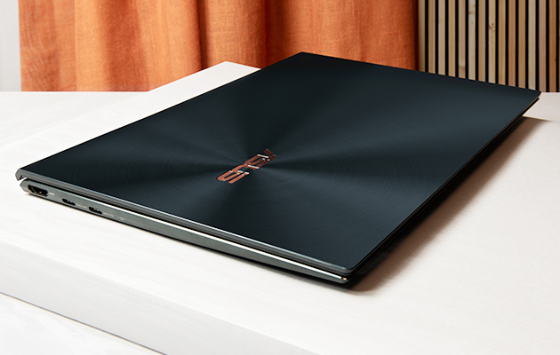 ZenBook 14 Stängd ASUS ZenBook 14
