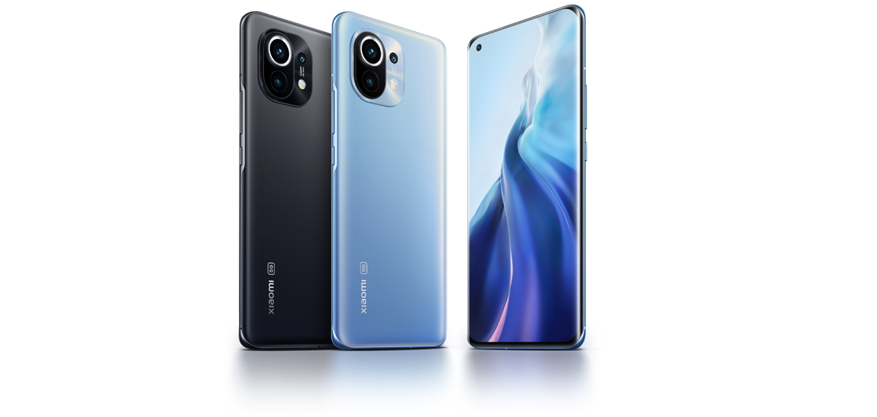 Köp Xiaomi Mi 11 på Elgiganten! Vi är din återförsäljare av Xiaomi-mobiltelefoner i Sverige Xiaomi Mi 11, i tre versioner, placerade bredvid varandra