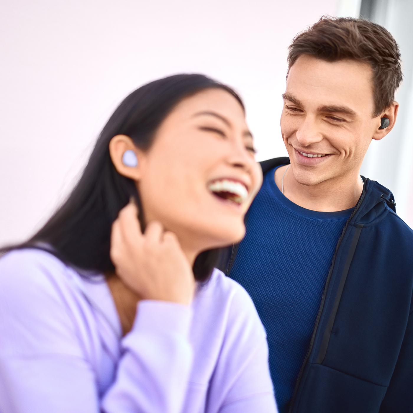 Jabra Elite 3 kommer med inbyggd Alexa Par med Jabra Elite 3 äkta trådlösa öronsnäckor