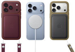 Från vänster till höger: iPhone 18 Pro med ett läderskal i bourgogne och en handledsrem i bourgogne, iPhone 18 Pro i glaciär med en vit MagSafe-laddare ansluten, iPhone 18 Pro i silver med ett grönt läderskal och plånbok samt en handledsrem