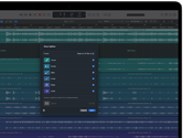 MacBook Pro, Logic Pro, vågformsspår, panelen Stem Splitter, kategorierna: sång, trummor, bas, annat, alla med separata ljudvågsformer