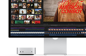 Mac mini parkopplad med Studio Display, på skärmen visas en titelbild från filmen Black American Cowboy till höger, flera stillbilder till vänster