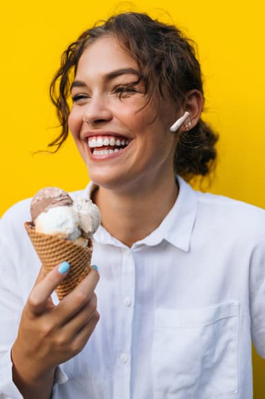 JBL Tune 220 TWS true-wireless trådlösa in-ear hörlurar (vit)