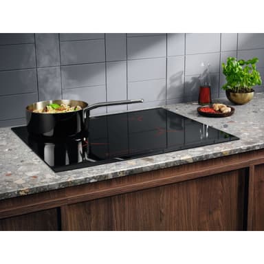 Electrolux Serie 600 Induktionshäll HHP670FNK (60cm)