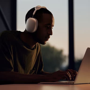 Apple AirPods Max trådlösa around ear-hörlurar (space grey)