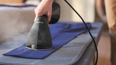 Philips 8000 Series handhållen steamer GC800/80 (svart)