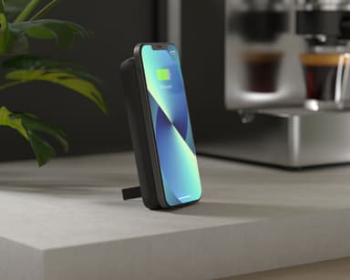 Zens Magnetic 10000mAh trådlös powerbank med stativ
