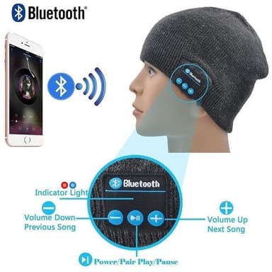 Stickad mössa med inbyggda Bluetooth hörlurar, Cerise