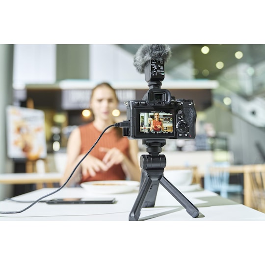 Sony Alpha A7 Mark IV digital systemkamera 28-70mm objektivkit