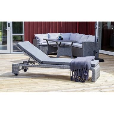 Loungesäng/solsäng med hjul - grå