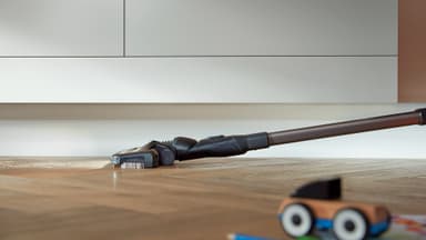 Philips Serie 9000 AquaTrio Sladdlös våt- och torrdammsugare XW9383/01