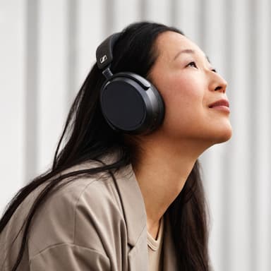 Sennheiser Momentum 4 trådlösa around-ear hörlurar (svart)