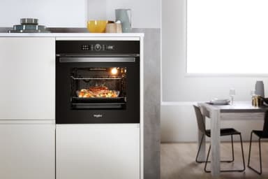Whirlpool Inbyggnadsugn AKZ99480NB (svart)