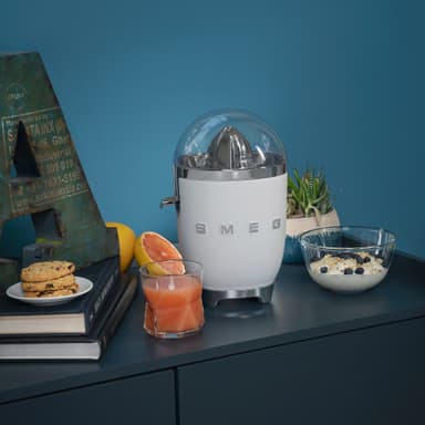 Smeg citruspress CJF01WHMEU (vit)