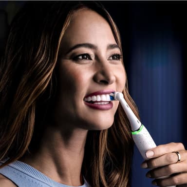 Oral-B iO 10 eltandborste 435624 (vit)