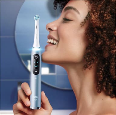 Oral-B iO 9 Limited Edition eltandborste 431039 (marinblå)