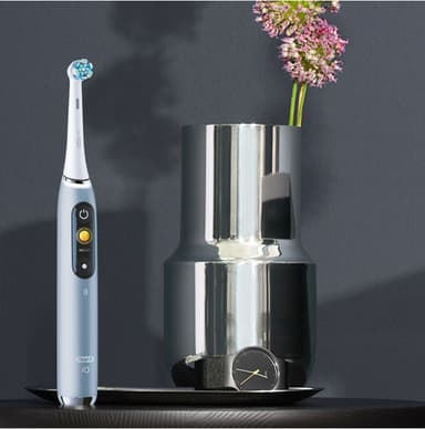 Oral-B iO 9 Limited Edition eltandborste 431039 (marinblå)