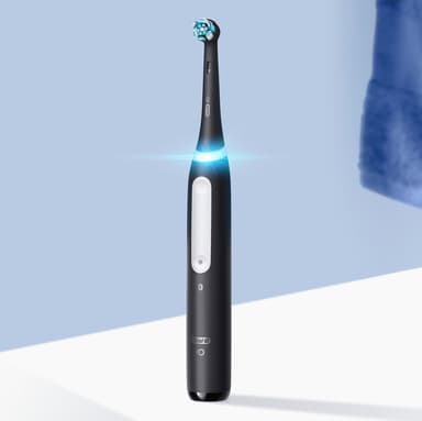 Oral-B iO 4s eltandborste 414902 (mattsvart)