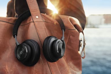 B&O Beoplay H9 trådlösa around-ear hörlurar (svart)