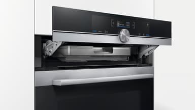 Siemens IQ700 Inbyggnadsugn HR675GBS1S (rostfri)
