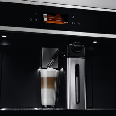 Electrolux Serie 900 Helautomatisk Kaffemaskin EBC85X (integrerad)