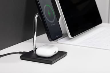 Native Union Snap 2in1 MagSafe trådlöst laddarställ (svart)