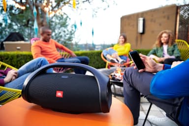 JBL Boombox trådlös högtalare (svart)
