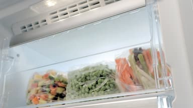 Whirlpool Frysskåp WVA35642 NFW2 (vit)