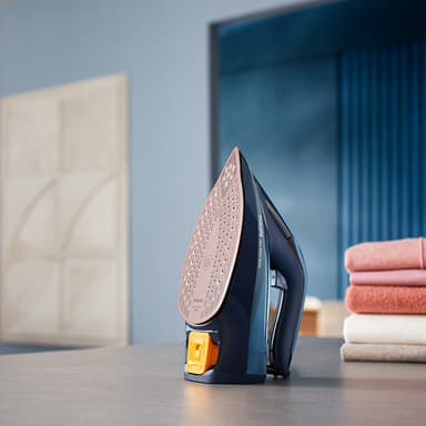 Philips Azur ångstrykjärn DST8020/21