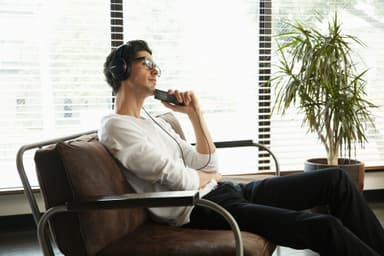 Sony Hörlurar around-ear MDR-1A/B