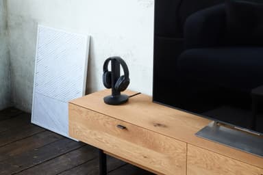 Sony trådlösa around-ear hörlurar MDR-RF895RK (svart)