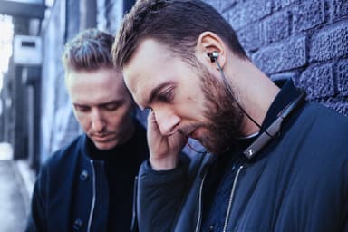 Sennheiser Momentum 2 trådlösa in-ear hörlurar (svart)