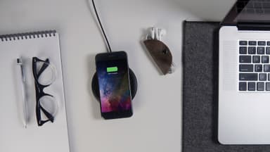 Mophie trådlös laddplatta för iPhone 8/8 Plus/X