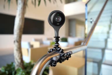 Google Nest Cam Indoor säkerhetskamera