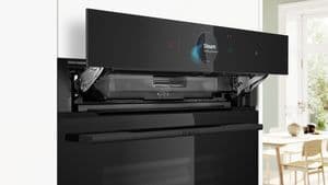 Bosch Serie 8 Inbyggnadsugn med FullSteam HSG958DB1S (Svart)