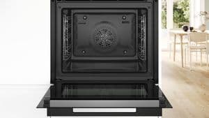 Bosch Serie 8 Inbyggnadsugn HBG9742B1S (Svart)