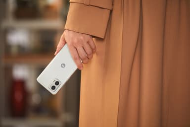 Motorola Moto G73 5G smartphone 8/256GB (vit)
