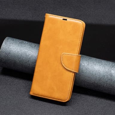 SKALO Motorola Moto E13 4G Plånboksfodral i PU-Läder - Gul