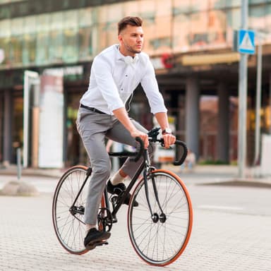 Celly Swipe Bike Mobile hållare till cykel med powerbank (svart)
