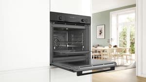Bosch Ugn HRG4785B7S (Svart)