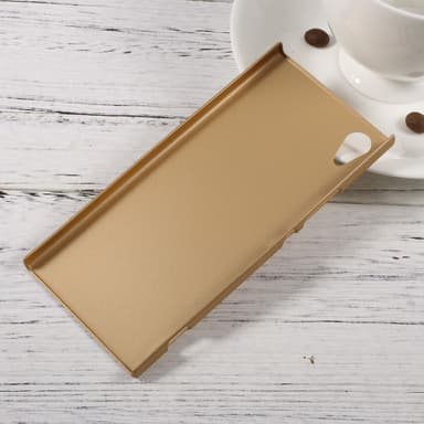 Sony Xperia XA1 Rubberized Skal - Guld