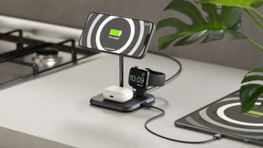 Zens 4-i-1 magnetisk trådlös USB-C-laddare