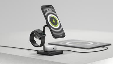 Zens 4-i-1 magnetisk trådlös laddningsstation (svart)