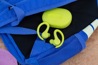 JLab Go Air Sport True Wireless in ear-hörlurar (gula)