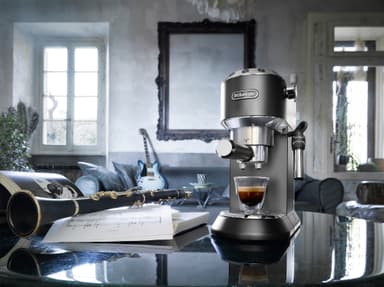 DeLonghi Dedica Kaffemaskin EC685BK